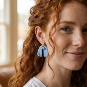 orecchini-earrings-grottega-laterza-puglia-ceramic-ferro-di-cavallo-celeste